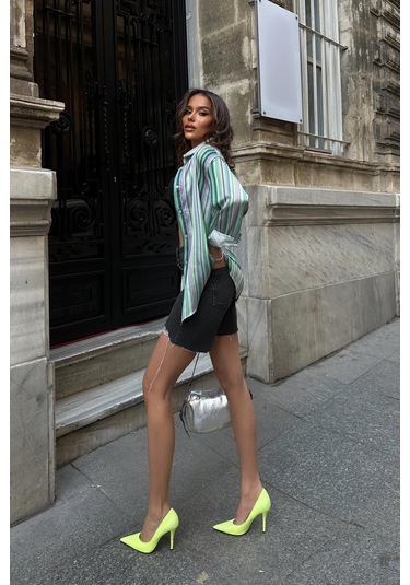 Kadın Yeşil Çizgili Dokuma Saten Kısa Gömlek Yeşil