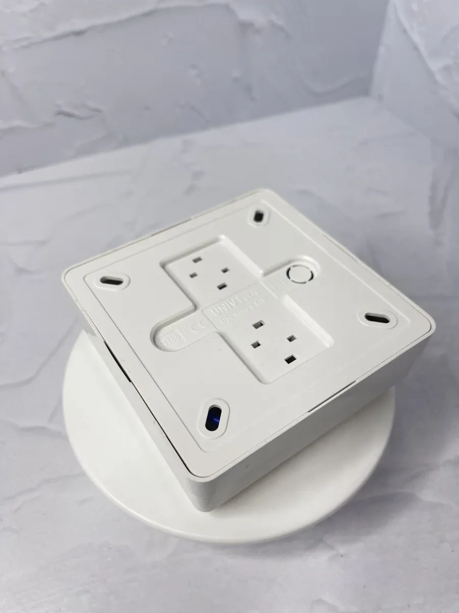 Unıversal Dörtlü Yer Yüzey Montajlı Topraklı Priz 175332295 Olimpiya