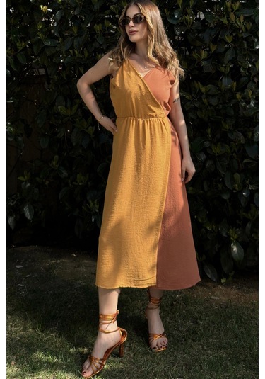 Kadın Hardal & Turuncu Color Block Kruvaze, Hasır Askı Detaylı, Yırtmaçlı, Uzun Airobin Elbise Hardal