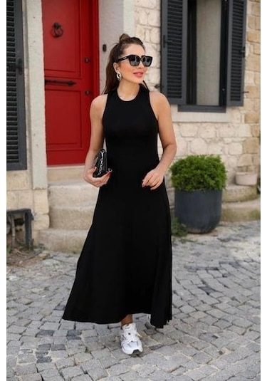 Kadın Arkadan Çapraz Detay Yuvarlak Yaka Maksi Viskon Elbise Siyah
