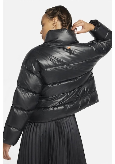 Nike Sportswear Down Fill Therma Fit City Series Full Zip Kadın Bol Kesim Kaz Tüyü Spor Ceket Siyah Nike Sportswear Down Fill Therma Fit City Series Full Zip Kadın Bol Kesim Kaz Tüyü Spor Ceket Siyah