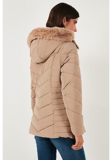 Lela Kapitoneli Slim Fit Çıkarılabilir Kapüşonlu Bayan Mont 497Mara Bej