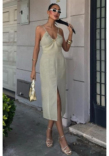 Göğsü Aksesuarlı Önü Yırtmaçlı Elbise 2899 Çağla