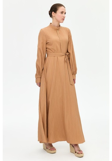 Kolye Detaylı Kloş Elbise Camel Camel