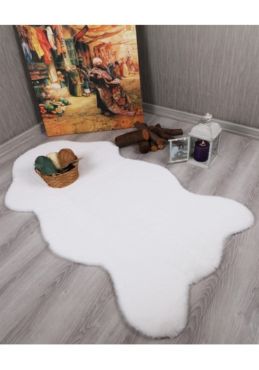 Tavşan Tüyü Dekoratif Ultra Yumuşak Post Peluş Kaymaz Halı Beyaz