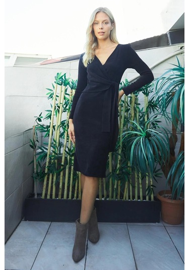 Kadın Hafif Likralı Triko Kruvaze Anvelop Bağcıklı Uzun Kol Diz Altı Uzun Elbise-siyah Siyah