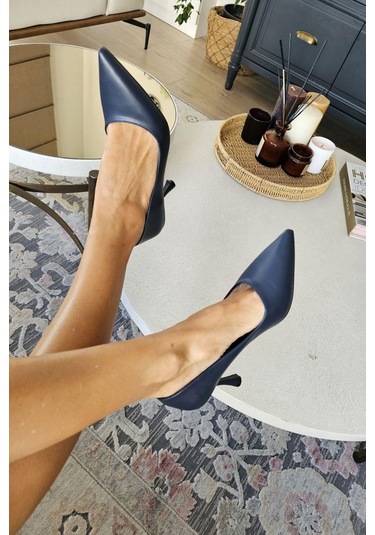 10 1109 Topukla Kadın Kadeh Topuklu 8 Cm Topuklu Stiletto Ayakkabı Lacivert