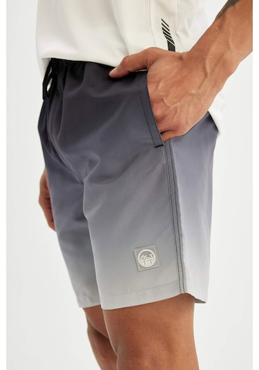 DeFacto Regular Fit Degrade Baskılı File Astarlı Diz Üstü Deniz Şortu Z6873AZ24HSBK27