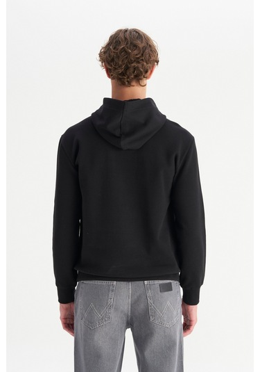 Wrangler Regular Fit Kapüşonlu Erkek Sweatshirt W2520122001 Siyah