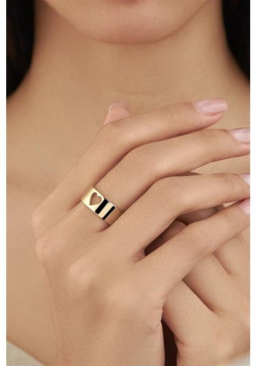 Altın Kaplama Kalp Motifli Gümüş Tek Alyans Yüzük