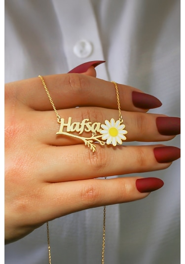 Kişiye Özel İsimli Altın Renk Gümüş Bayan Papatya Kolye