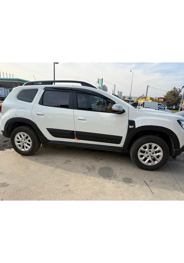 Dacia Duster 2018-2023 Model Arası Yan Kapı Koruması Yazılı