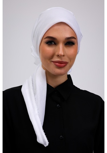 İç Başörtüsü %100 Pamuklu Beyaz Tülbent - Kenarları Oyalı 90x90 Cm Kadın Tesettür Yazma Başörtü Beyaz