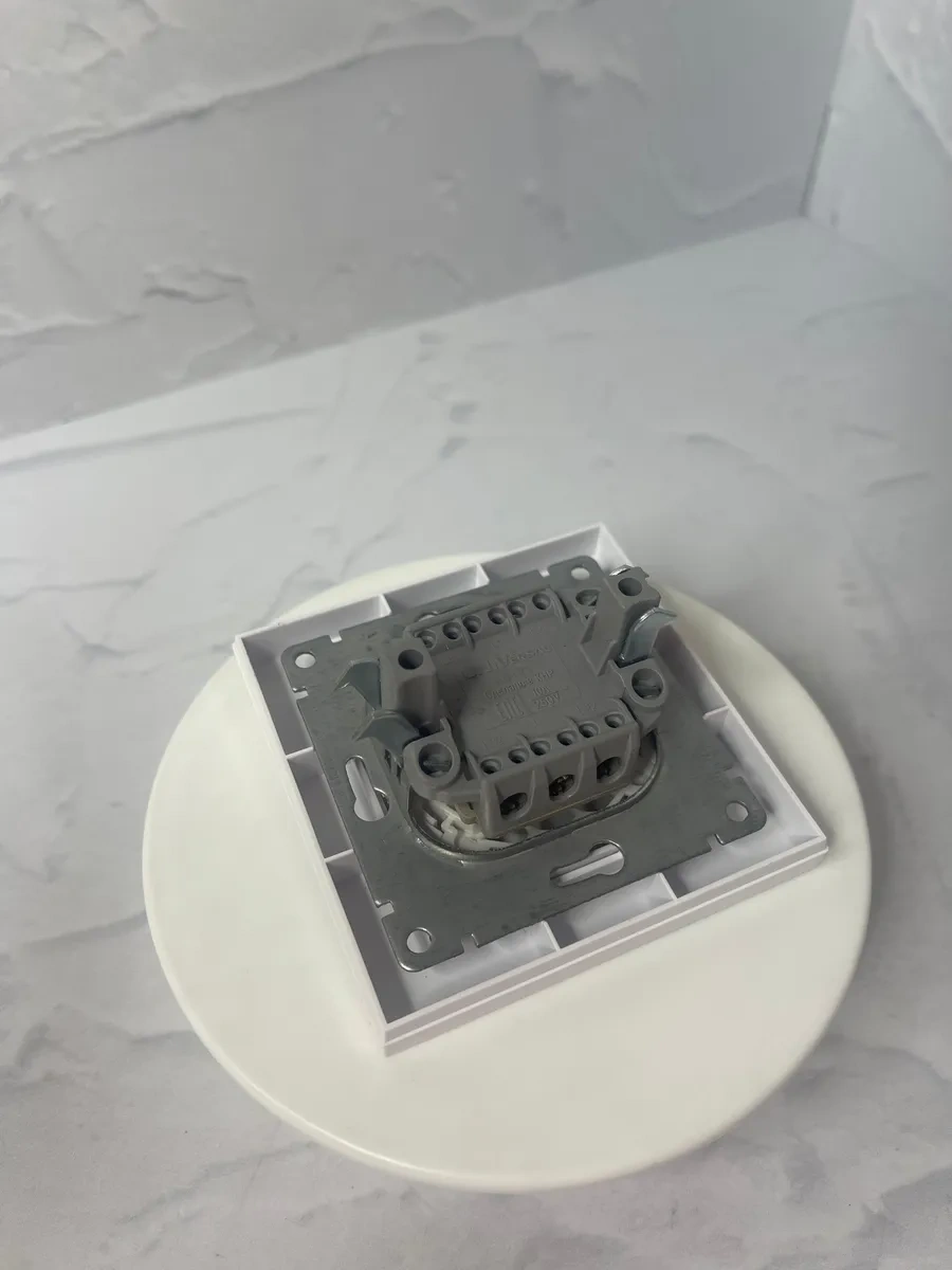 Unıversal Afinity Işıklı Tekli Anahtar 296513478