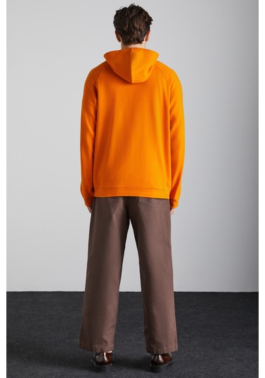 Malagos Erkek Içi Polarlı Yumuşacık 3 Iplik Içi Şardonlu Regular Kapüşonlu Turuncu Sweatshirt