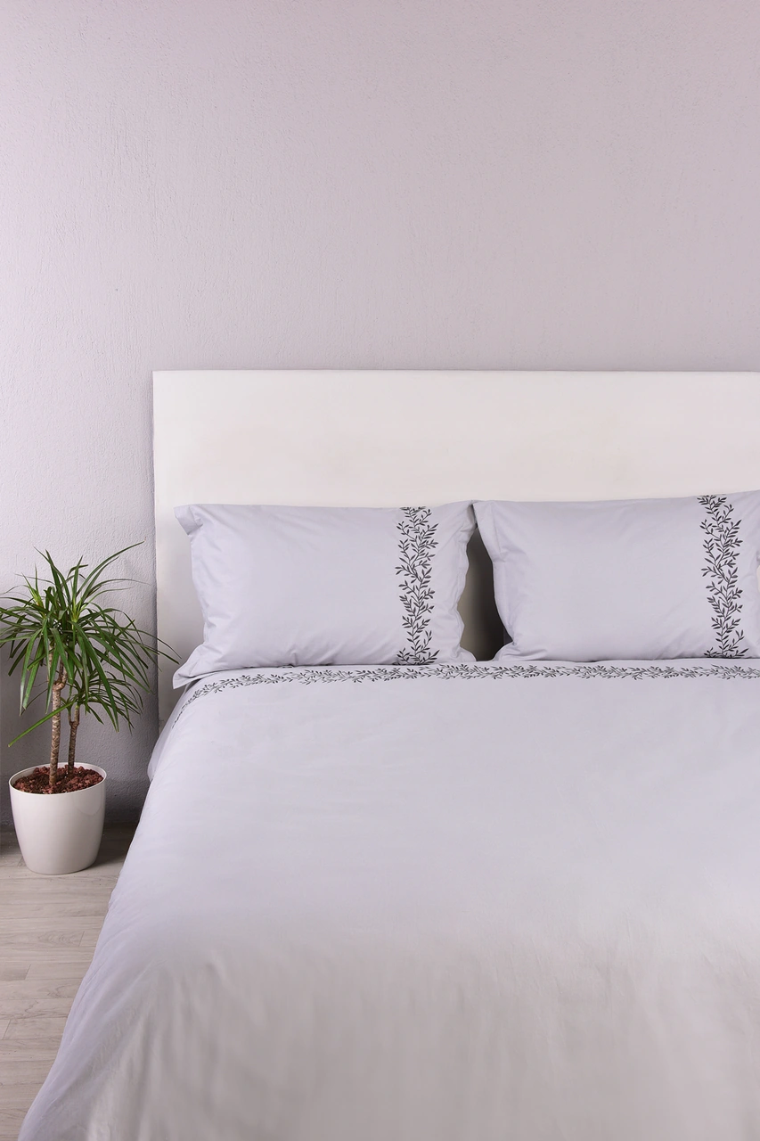 Yaprak İşlemeli Çift Kişilik Nevresim Takımı Gri %100 Pamuk Gri