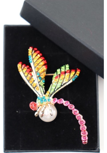 Yusufçuk Broş. Kristal Taşlı İncili Yusufçuk Yaka İğnesi Broş. Kadın Broş. Broş. Erkek Broş. Unisex. Çok Renkli