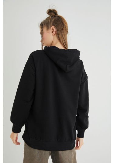 Hello Kitty Lisanslı Baskılı Kapüşonlu Oversize Fit Sweatshirt Renkli