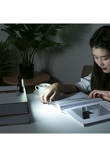 Sones A1 Usb Şarjlı Suya Dayanıklı Sabit Odaklı Xpe + 3 Modlu Ve Saklama Kutulu Cob El Feneri Siyah