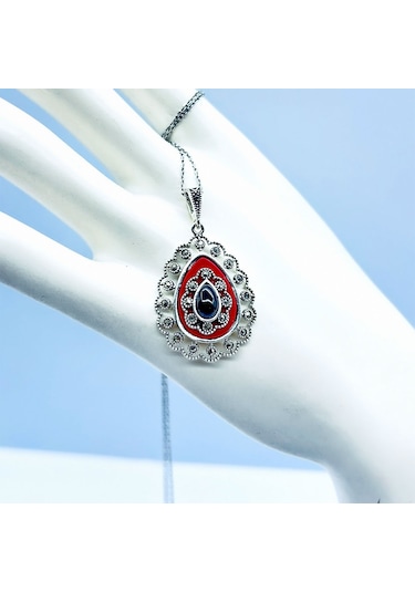 Damla Model Mine Ve Oltu Taşı İşçilikli 925 Ayar Gümüş Kolye Kırmızı