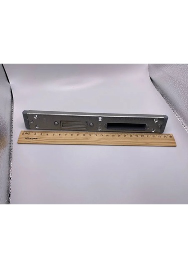 Sağ Yanındaki 13-sistem Kapı Karşılama Çıtası 316060632 Zirveli