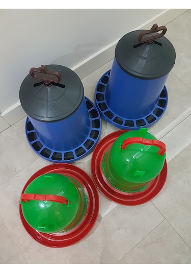 2 Adet Tavuk 15 Kg Yemlik 2 Adet 10 Lt  Suluk