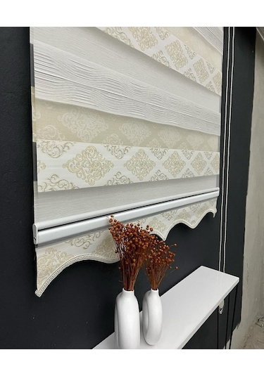 Damaks Desen Jakarlı Zebra Stor Perde Etek Dilimli