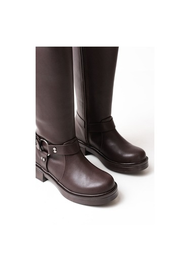 02-312 Kahverengi Toka Aksesuarlı Fermuarlı Günlük Kadın Çizme Resimdeki Renk
