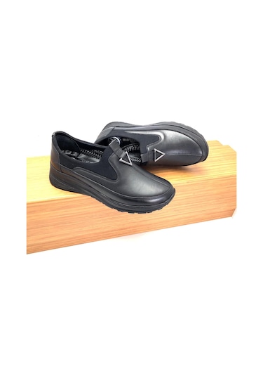Umut Marяka Hakiki Deri Tam Ortopedik Kadın Ayakkabı Siyah