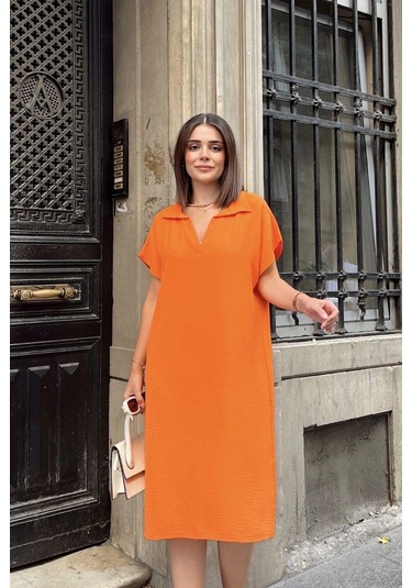 Turuncu Kısa Kol, Polo Yaka, Dokulu Kumaş, Basic Kalıp/kesim, Aerobin Rahat Midi Elbise Turuncu