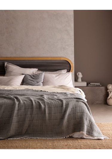 Madame Coco Carolines Tek Kişilik Pamuklu Yatak Örtüsü - Gri 8684427188125 Gri