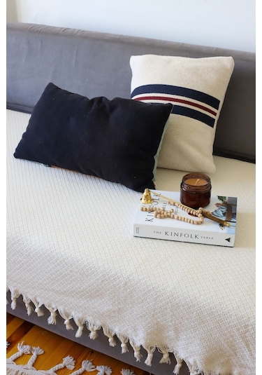 Yıldız Krem Oturma Yerini Kapatan Koltuk, Çekyat, Kanepe Örtüsü/ Şalı 115x200 Cm Krem