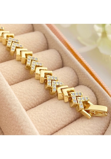 Kadın Bileklik V Model Bileklik Taşlı Vip Seri 14ayar Gold 19 Cm Gold