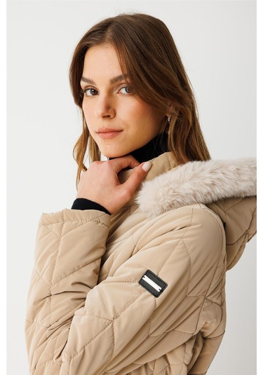 Kapitone Tam Boy Kaban Bej Bej