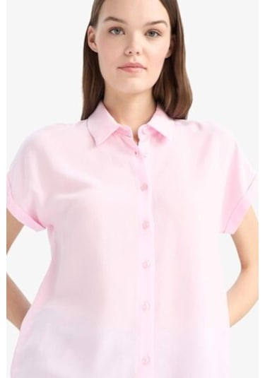 DeFacto Regular Fit Basic Düz Viskon Kısa Kollu Gömlek N7819AZ25SPPN47 DeFacto Regular Fit Basic Düz Viskon Kısa Kollu Gömlek N7819AZ25SPPN47
