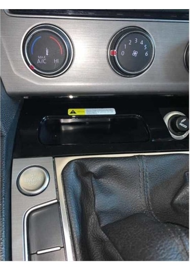 Autogp Vw Passat B8 Kablosuz Şarj Cihazı Standı 2015+ Cmvwpastelsar