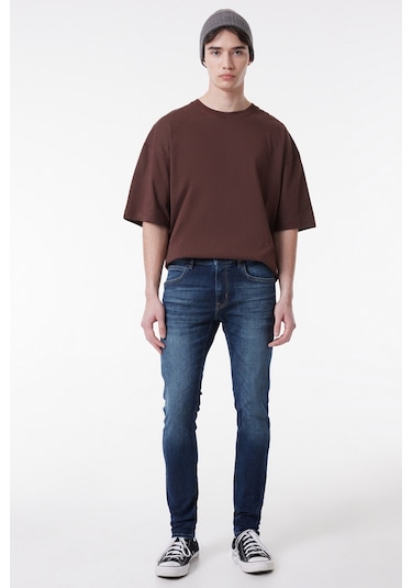 Lee Slim Fit Dar Kesim Düşük Bel Taşlamalı Mavi Esnek Luke Jean Denim Kot Pantolon L71912058 Lacivert Lee Slim Fit Dar Kesim Düşük Bel Taşlamalı Mavi Esnek Luke Jean Denim Kot Pantolon L71912058 Lacivert