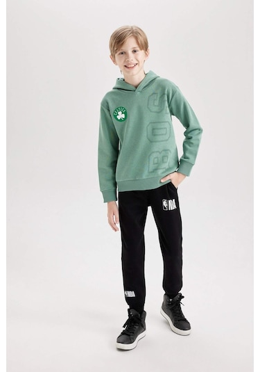 DeFacto Erkek Çocuk Yeşil NBA Boston Celtics Kapüşonlu Sırt Baskılı Kalın Sweatshirt D3124A824AUGN757 DeFacto Erkek Çocuk Yeşil NBA Boston Celtics Kapüşonlu Sırt Baskılı Kalın Sweatshirt D3124A824AUGN757