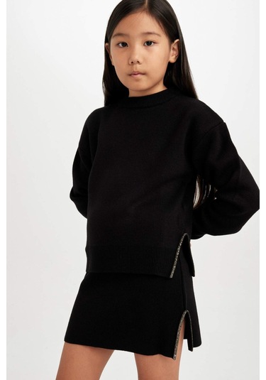 DeFacto Kız Çocuk Siyah Bisiklet Yaka Yırtmaçlı Triko Kazak D1394A824WNBK27 Siyah