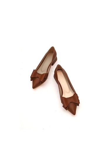 Renata Taba Fiyonklu 4cm Sivri Burun Topuklu Ayakkabı Taba