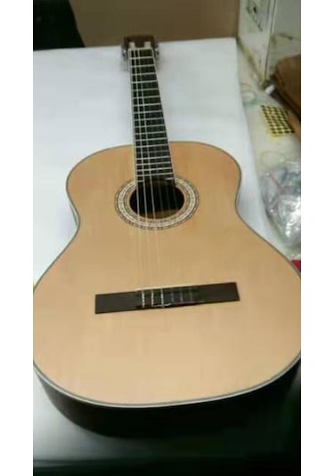 Agostini-Puka Hg400-N Maun Ağacı 4/4 Tam Klasik Gitar-Sap Ayarlı