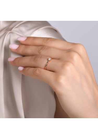 0.13 Karat Pırlanta Tektaş Yüzük