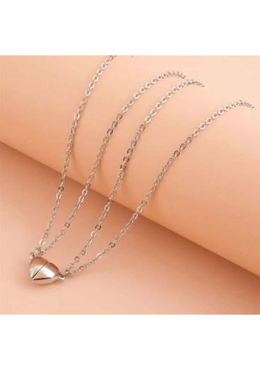 Hediye Vakti Mıknatıslı Kalp Çift Kolye