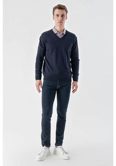 Morven Erkek Lacivert Basic V Yaka Dynamic Fit Rahat Kesim Triko Lacivert