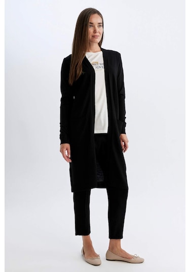 Defacto Regular Fit V Yaka Basic Düz Cepli Uzun Siyah Triko Hırka G5685AZ24AUBK81 Siyah