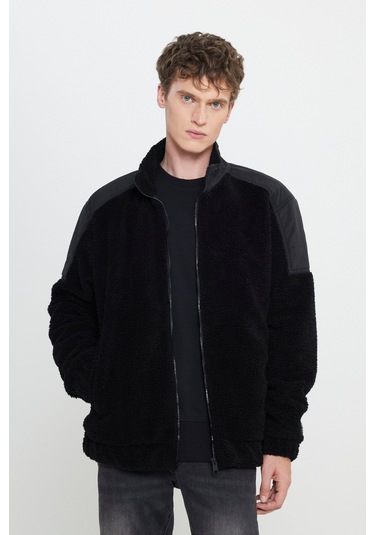 Relaxed Fit Geniş Kesim Fermuarlı Omuz Detaylı Siyah Sherpa Ceket Siyah