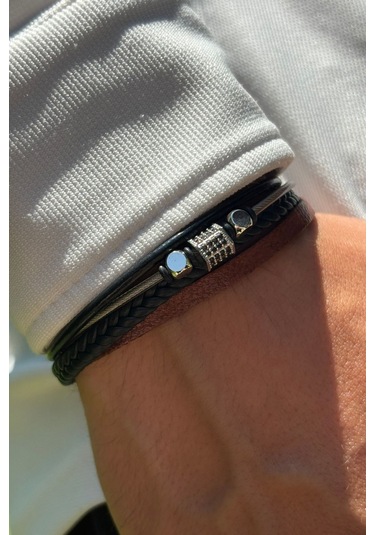 Taşlı Örgülü El İşçiliği İle Üretilmiş Hakiki Deri Erkek Bileklik Siyah - Gümüş