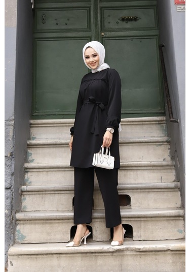 Fırfır Detaylı Tesettür Siyah Takım Siyah
