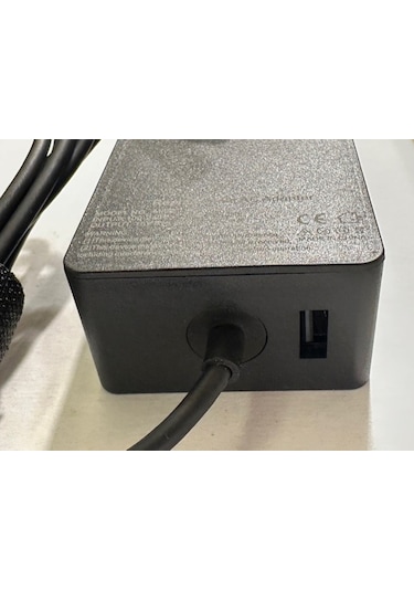 15 Volt 6.33 Amper Microsoft Uyumlu Surface Pro7 Adaptör