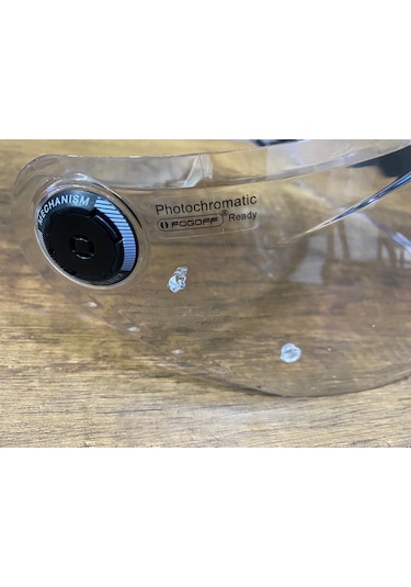 MT Thunder 4 V-28 Kask Camı Şeffaf